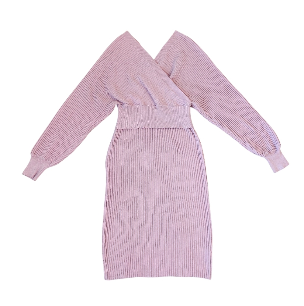 Elegant Pink Ribbed Knit Dress